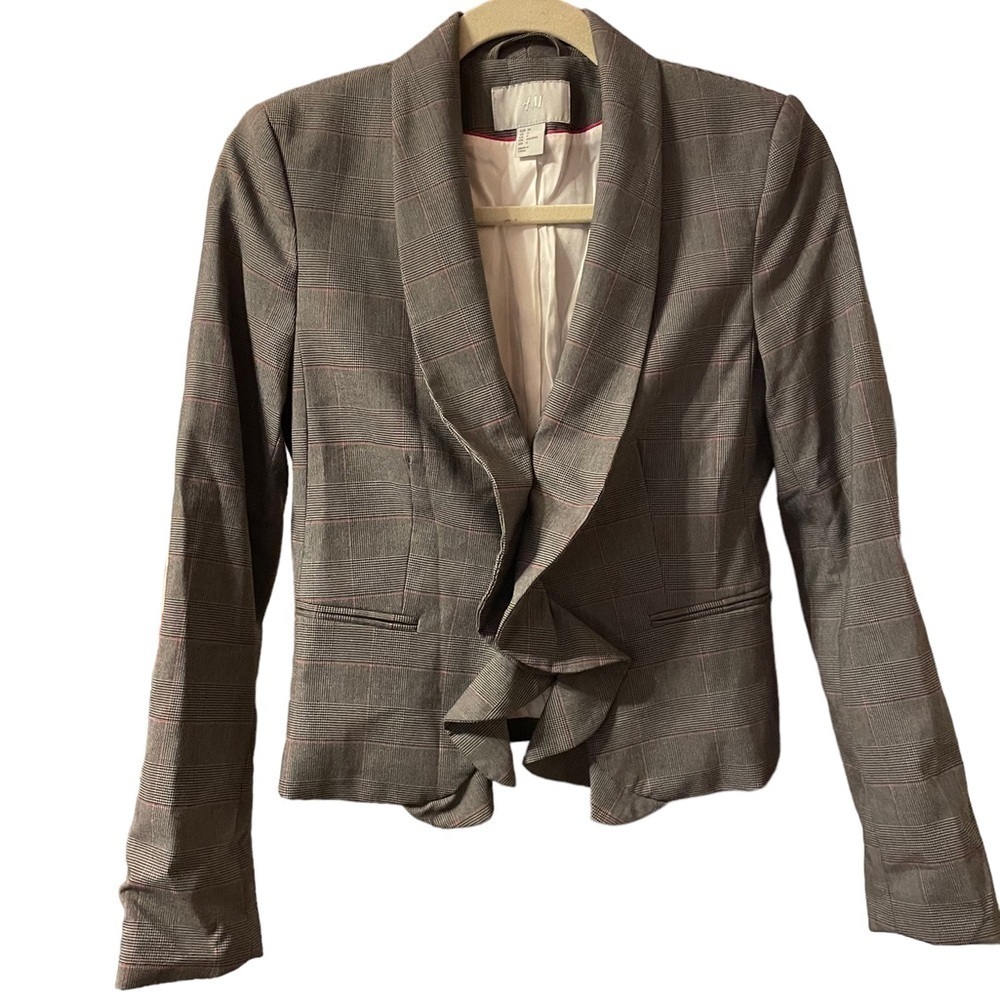 H&M HOUNDSTOOTH RUFFLE BLAZER